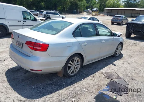 2015 Volkswagen Jetta 2.0L Tdi Sel z USA, uszkodzony, nr VIN 3VWLA7AJ4FM281779